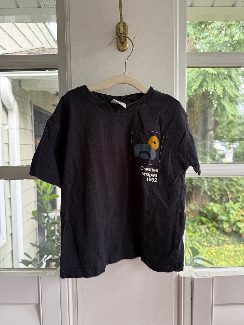 Zara Black Tee with Yellow & Blue Pocket Graphic 3T